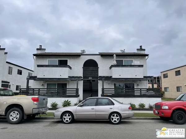 $2,900 | 8081 Constantine Drive, Unit 4, Huntington Beach, CA 92646