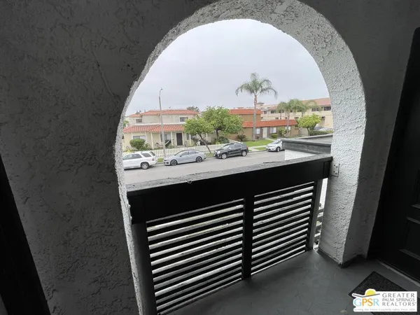 $2,900 | 8081 Constantine Drive, Unit 4, Huntington Beach, CA 92646