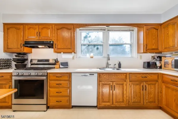 $569,000 | 410 Monroe Street, Boonton, NJ 07005