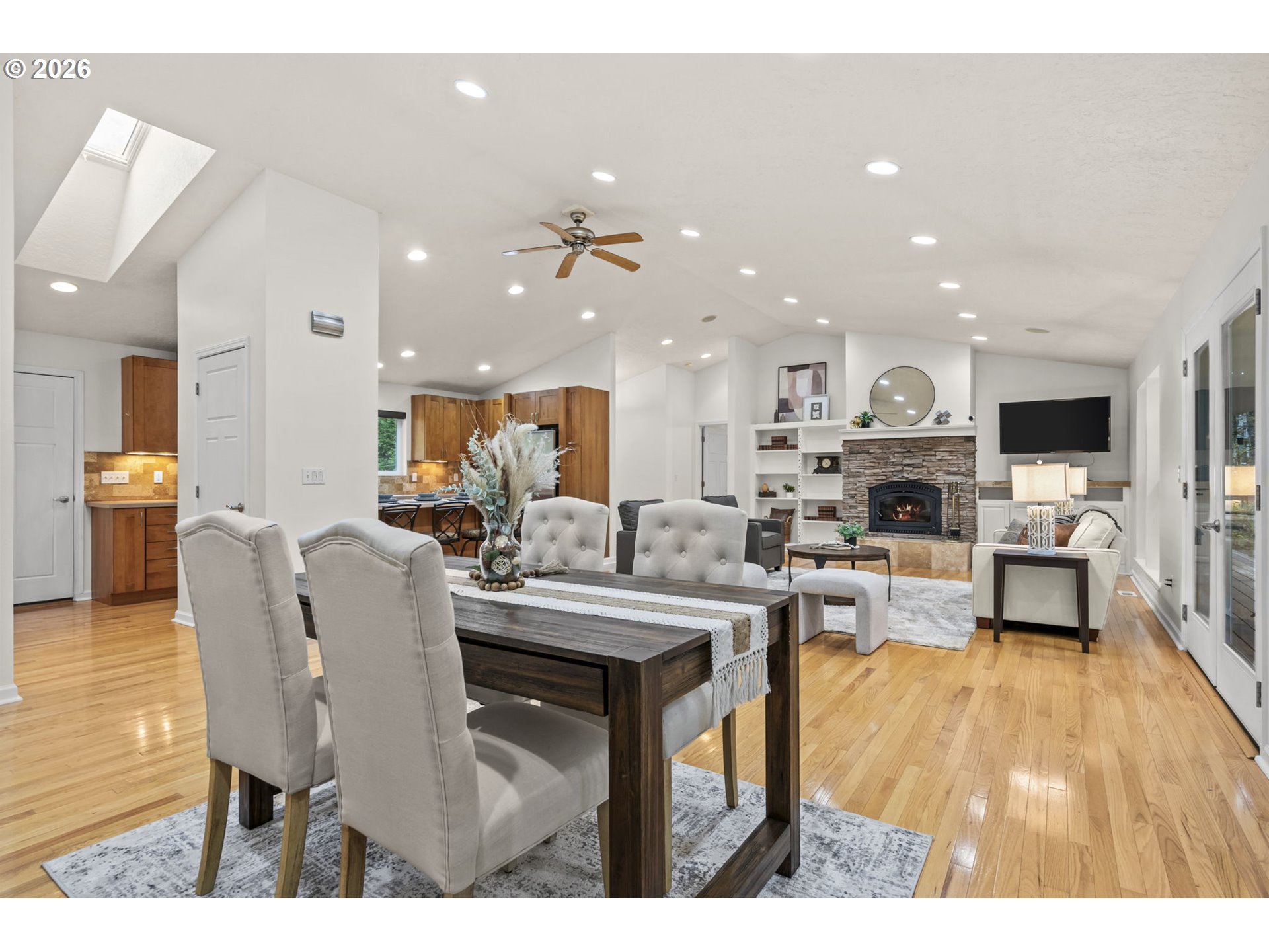 565 McAdams Road East Longview, WA 98632 - Photo 13 of 48 Dining Room