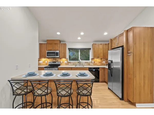 $624,900 | 565 McAdams Road East, Longview, WA 98632