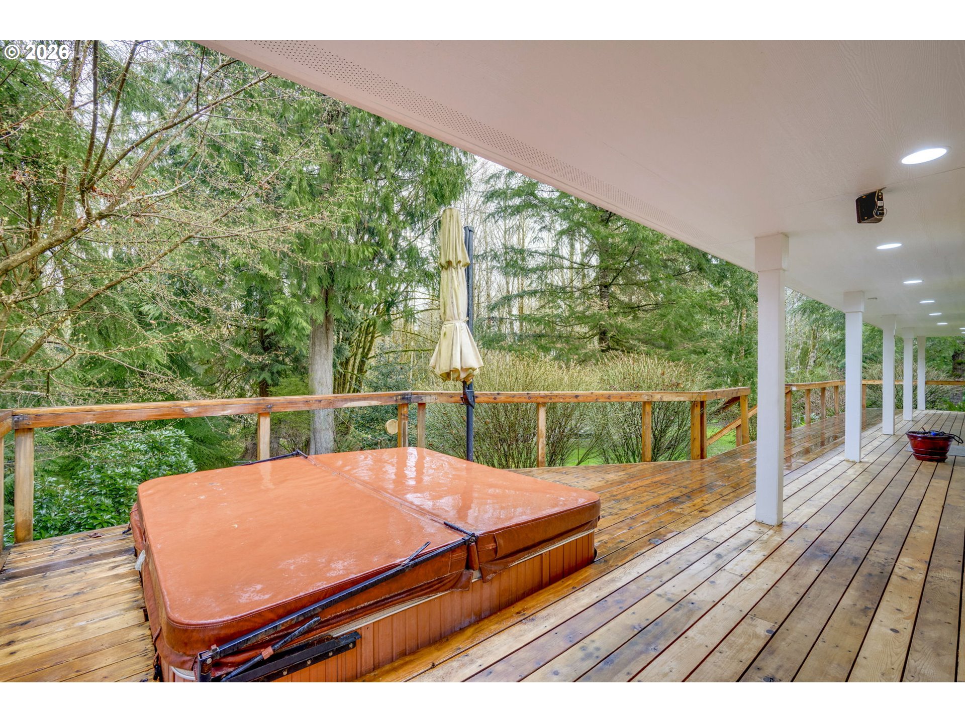 565 McAdams Road East Longview, WA 98632 - Photo 28 of 48 Hot Tub