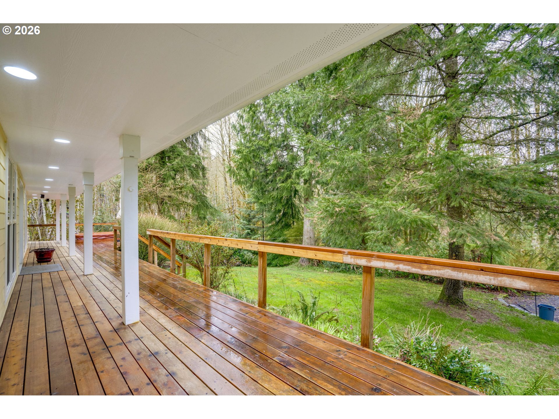 565 McAdams Road East Longview, WA 98632 - Photo 31 of 48 Deck