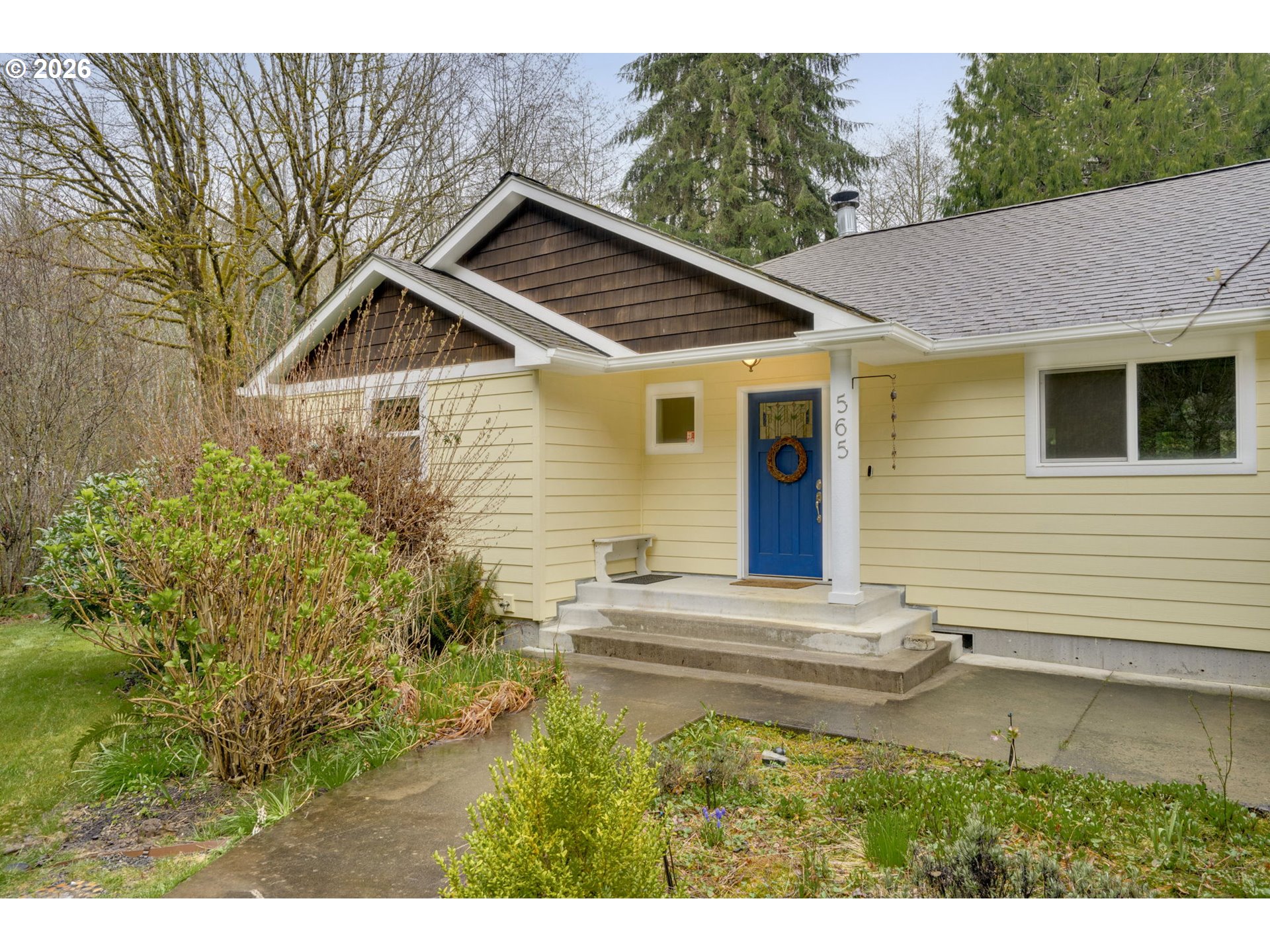 565 McAdams Road East Longview, WA 98632 - Photo 4 of 48