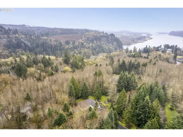 $624,900 | 565 McAdams Road East, Longview, WA 98632