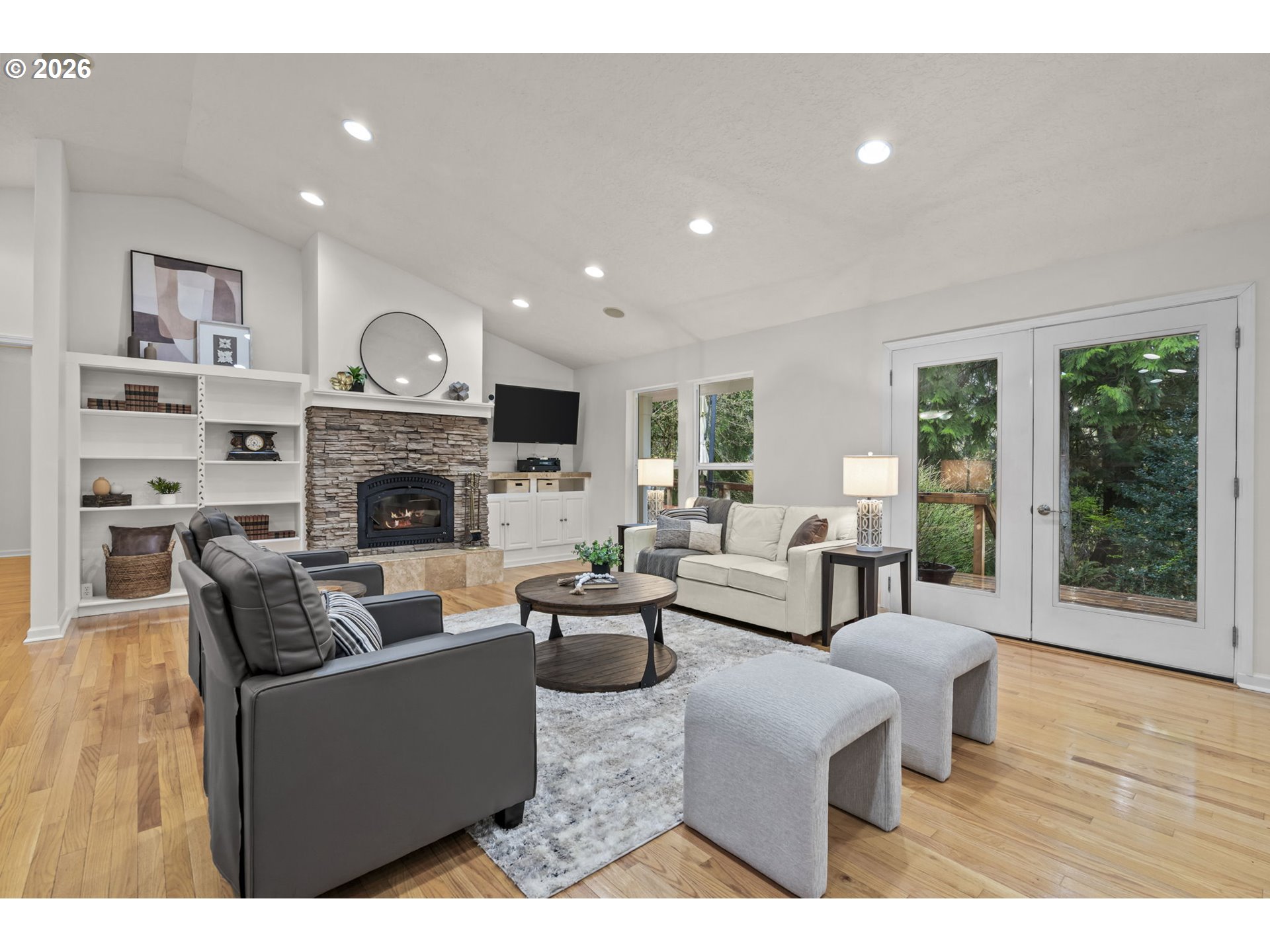 565 McAdams Road East Longview, WA 98632 - Photo 7 of 48 Living Room