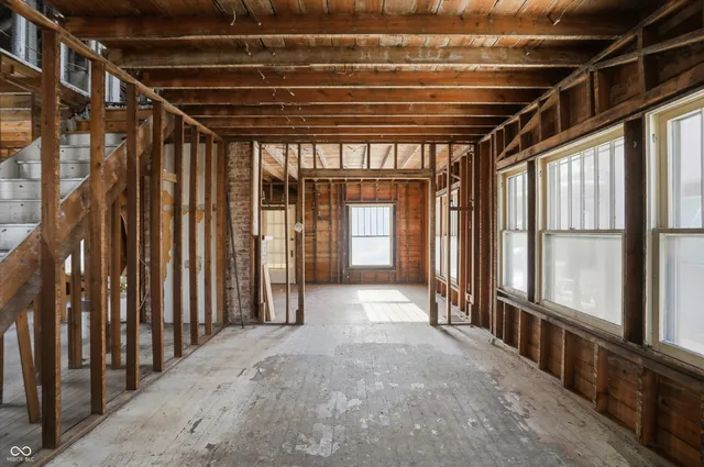 $85,000 | 56 East Pennsylvania Street, Shelbyville, IN 46176