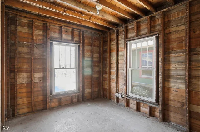 $85,000 | 56 East Pennsylvania Street, Shelbyville, IN 46176