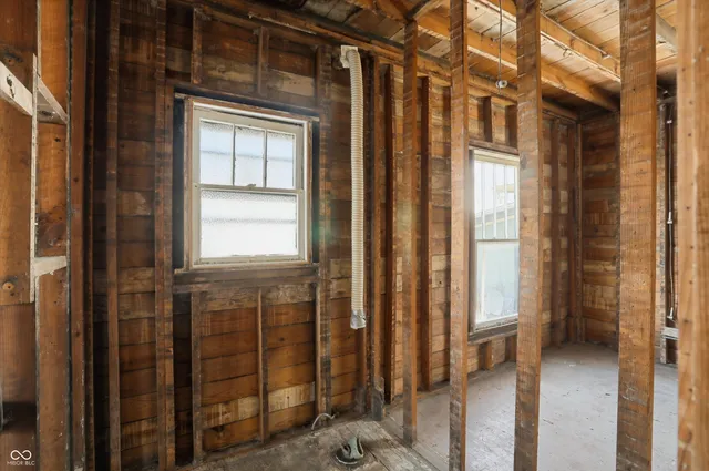 $85,000 | 56 East Pennsylvania Street, Shelbyville, IN 46176