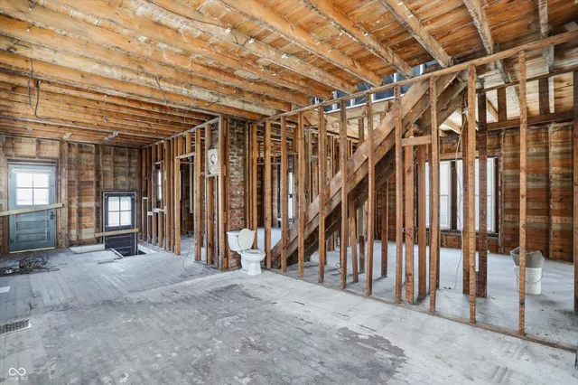 $85,000 | 56 East Pennsylvania Street, Shelbyville, IN 46176