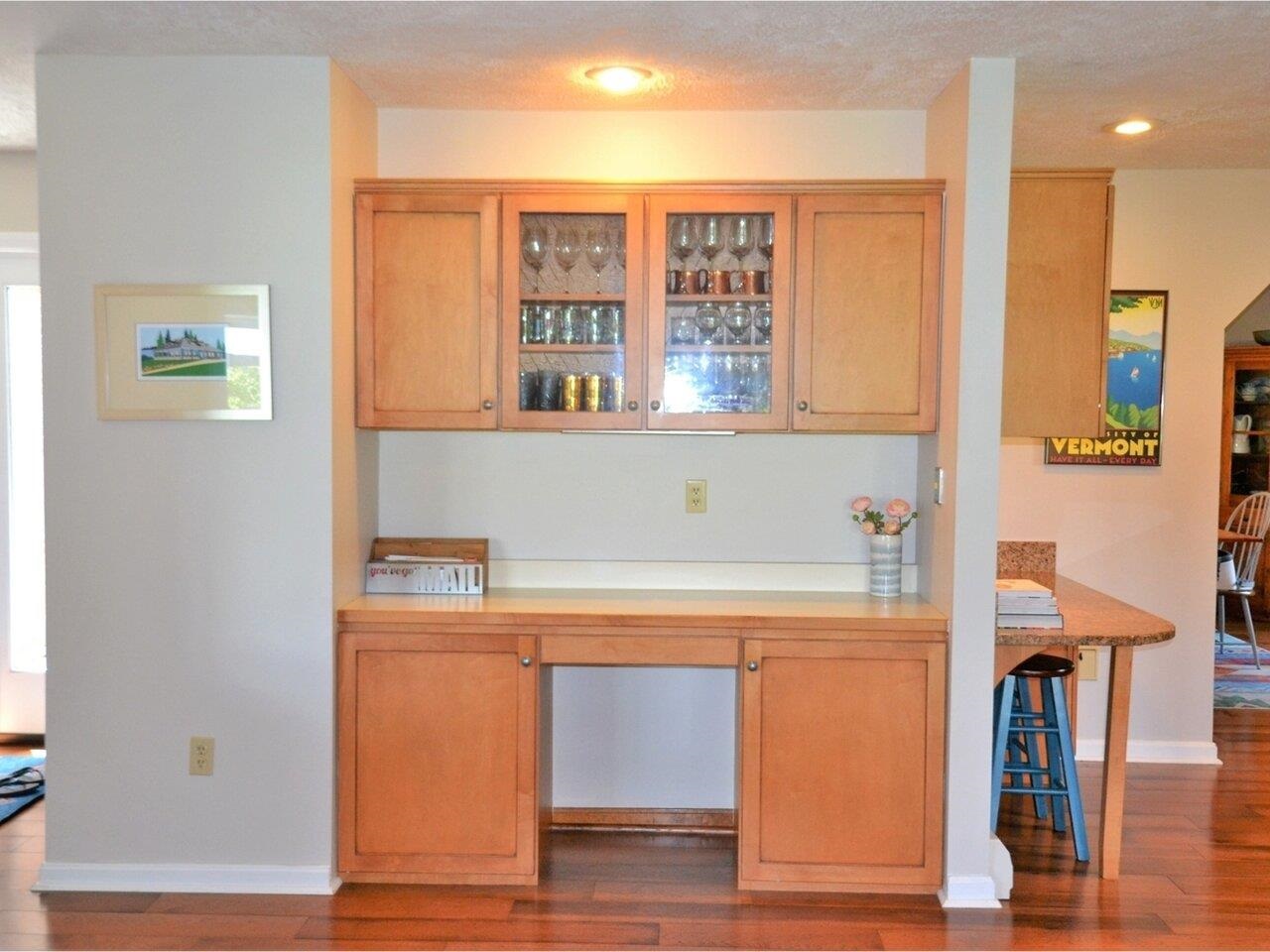 17 Paddock Lane Williston, VT 05495 - Photo 5 of 38 Gallery Image 5