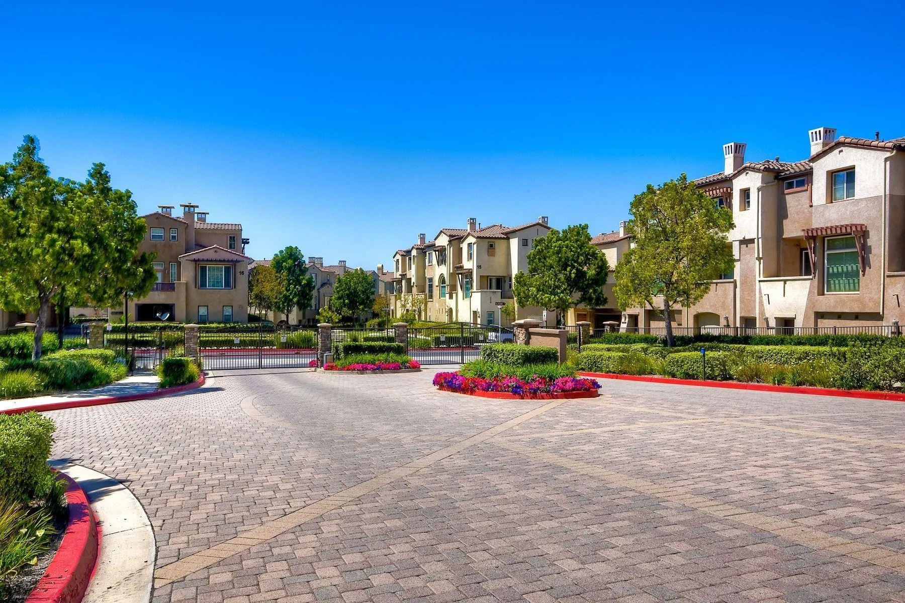 309 Bishop Drive San Marcos, CA 92078 - Photo 12 of 17