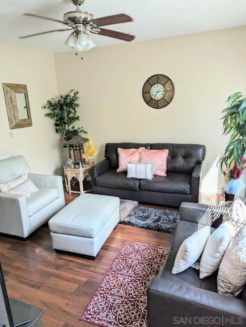 309 Bishop Drive San Marcos, CA 92078 - Photo 5 of 17