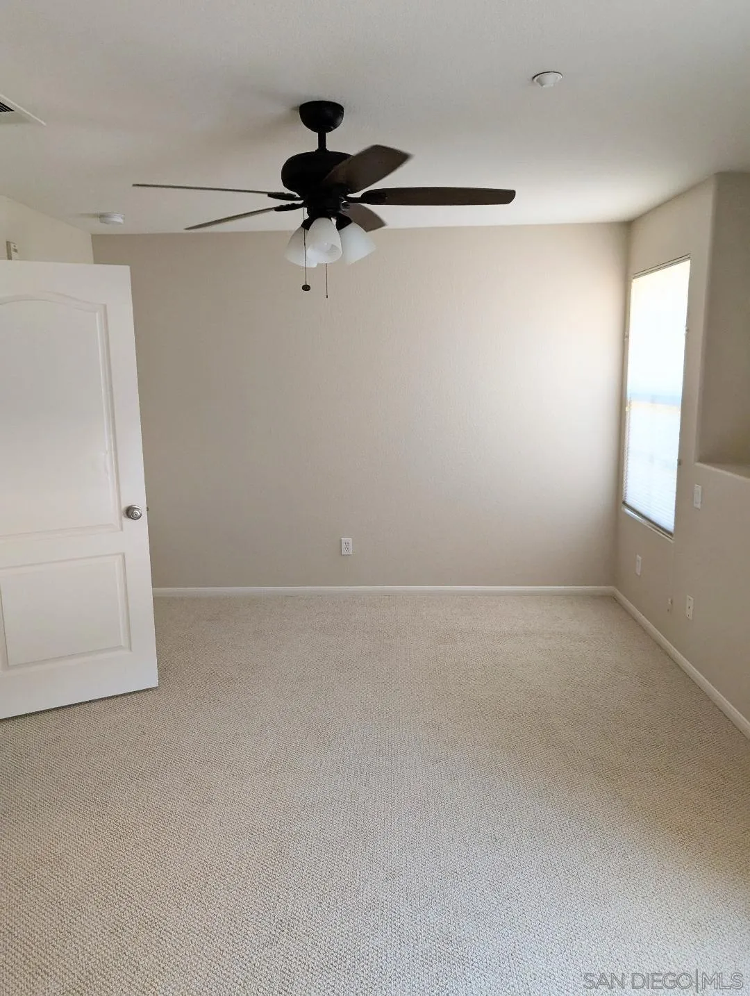 309 Bishop Drive San Marcos, CA 92078 - Photo 9 of 17