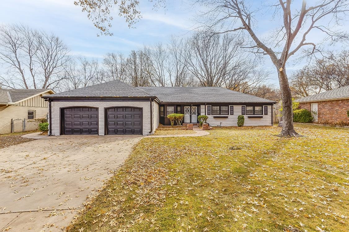 7523 East Rockwood Road Wichita, KS 67206 - Photo 1 of 36