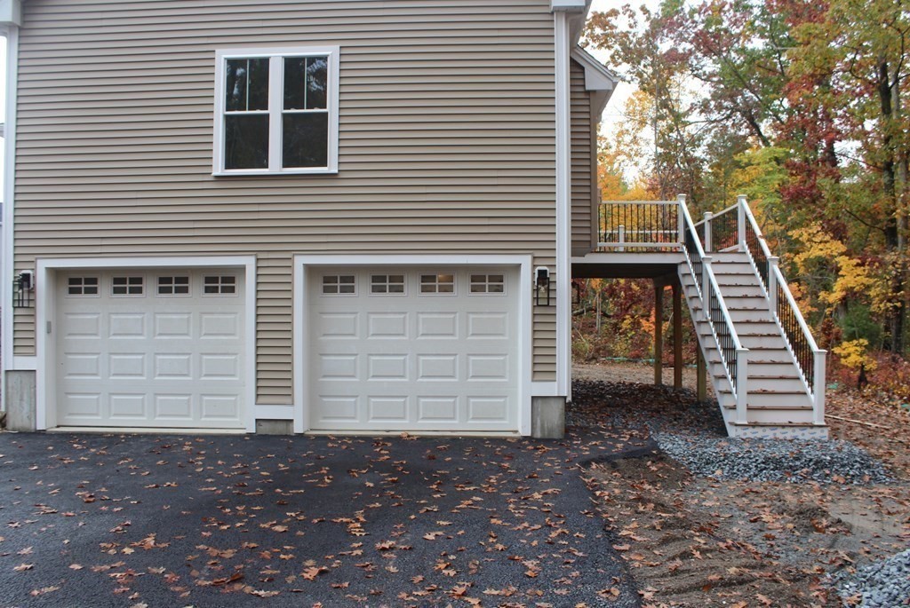 15 Georgia Rae Way Attleboro, MA 02703 - Photo 3 of 25 Gallery Image 3