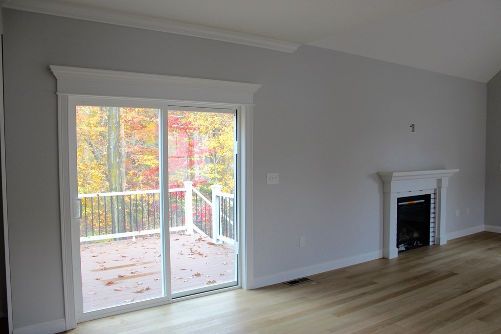15 Georgia Rae Way Attleboro, MA 02703 - Photo 8 of 25 Gallery Image 8