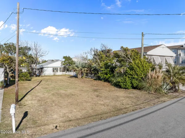 $499,500 | 304 M Avenue, Kure Beach, NC 28449