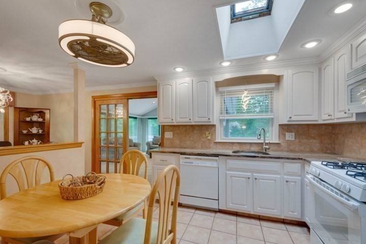 12 Billings Road Foxboro, MA 02035 - Photo 16 of 33 Gallery Image 16
