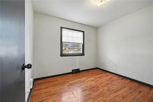 $287,000 | 6017 North Howard Avenue, Gladstone, MO 64118