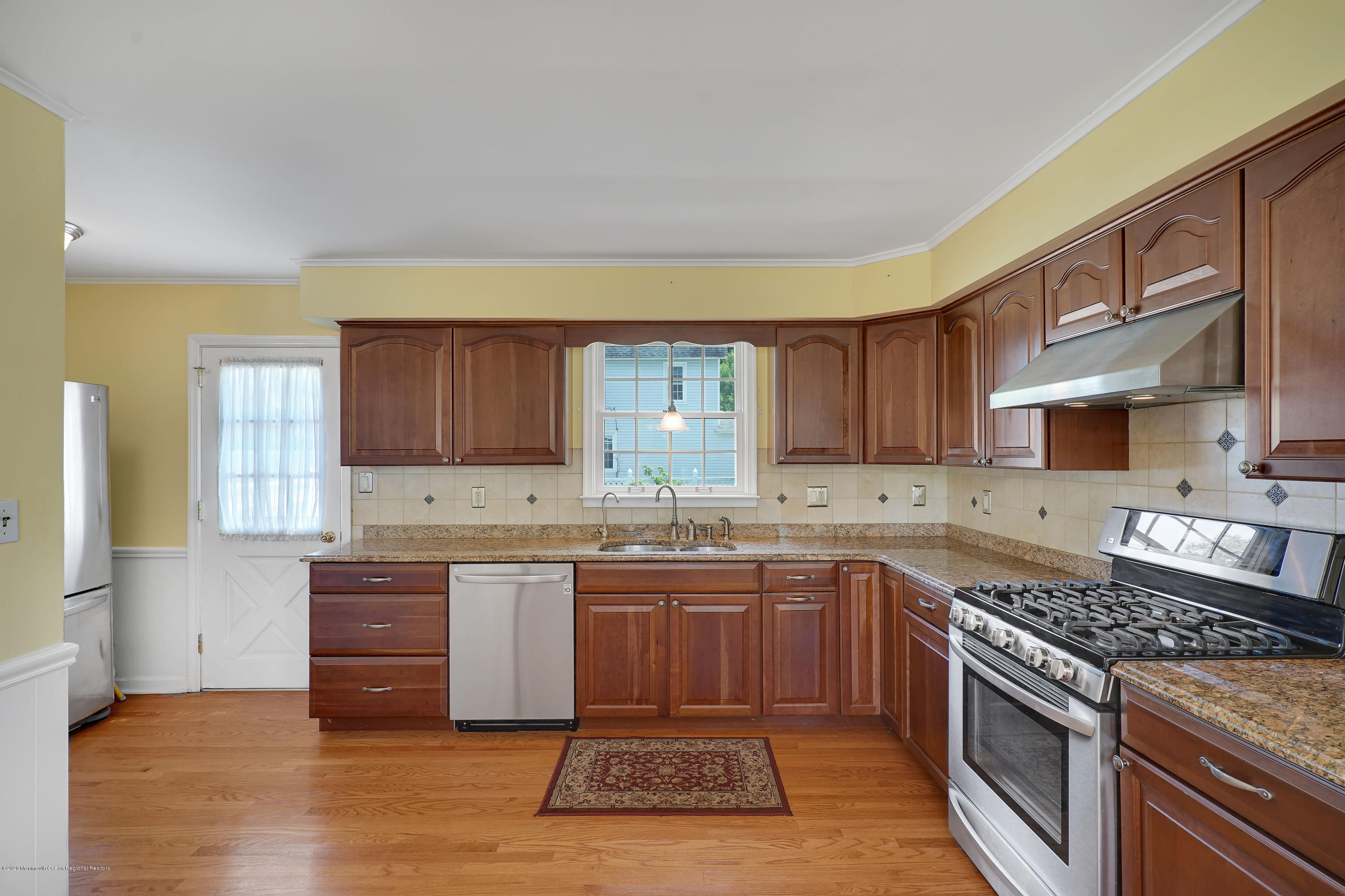 1114 Rue Avenue Point Pleasant, NJ 08742 - Photo 15 of 48 015_dsc02052