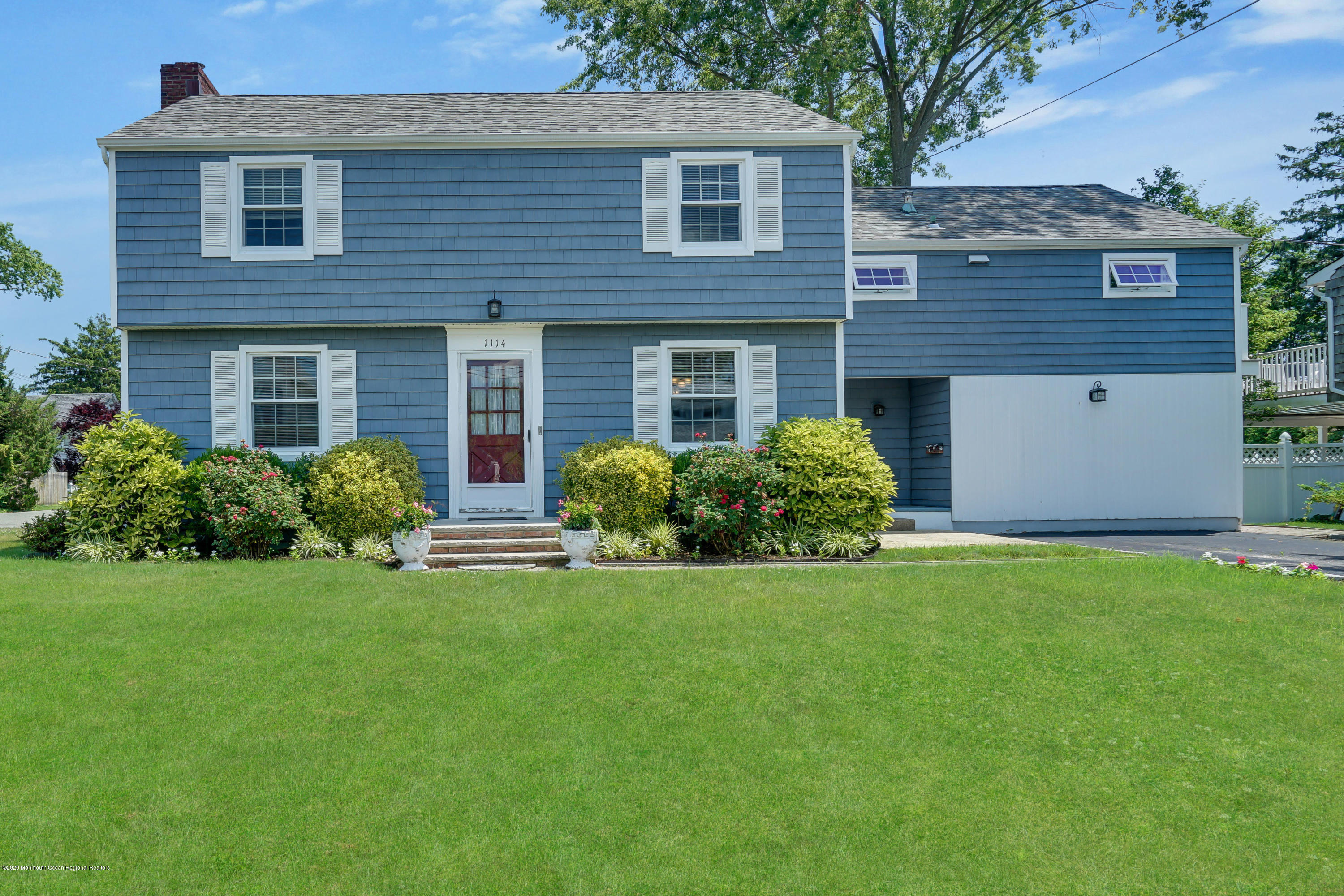 1114 Rue Avenue Point Pleasant, NJ 08742 - Photo 2 of 48 002_dsc02232-dsc02236_b
