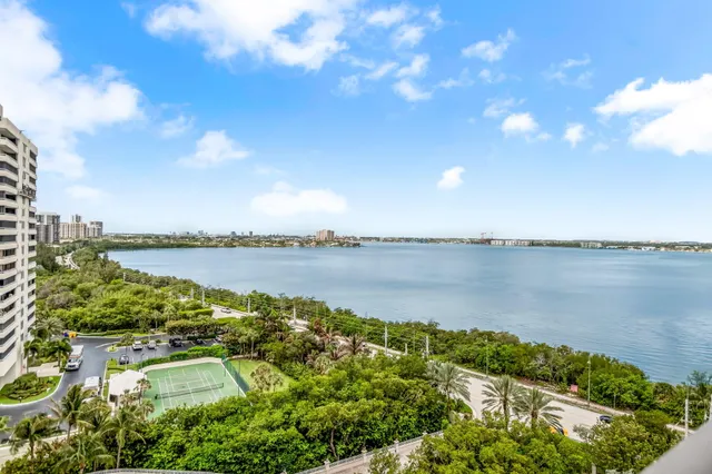 $5,800 | 5380 North Ocean Drive, Unit 12A, Singer Island, FL 33404
