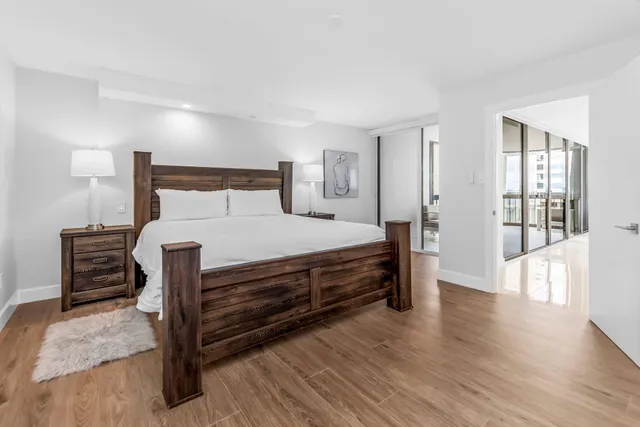 $5,800 | 5380 North Ocean Drive, Unit 12A, Singer Island, FL 33404