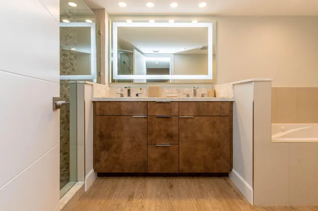 $5,800 | 5380 North Ocean Drive, Unit 12A, Singer Island, FL 33404