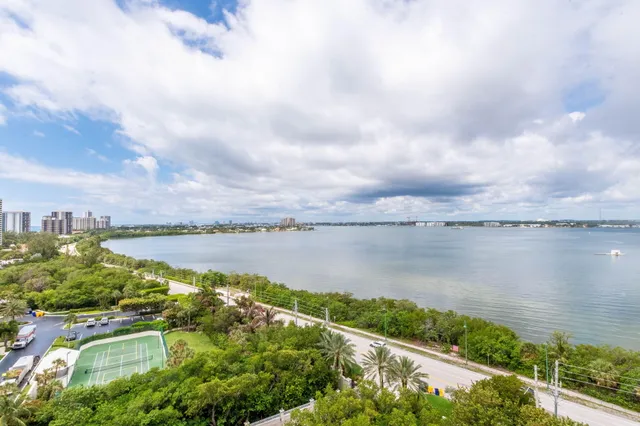 $5,800 | 5380 North Ocean Drive, Unit 12A, Singer Island, FL 33404