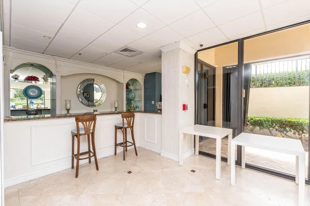 $5,800 | 5380 North Ocean Drive, Unit 12A, Singer Island, FL 33404