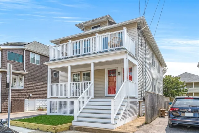 $3,000 | 44-46 Woods Avenue, Unit 44, Somerville, MA 02144