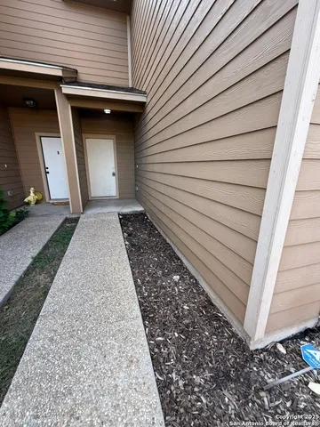 $1,850 | 17 Oak Plaza, San Antonio, TX 78216