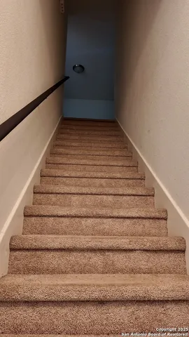 $1,850 | 17 Oak Plaza, San Antonio, TX 78216