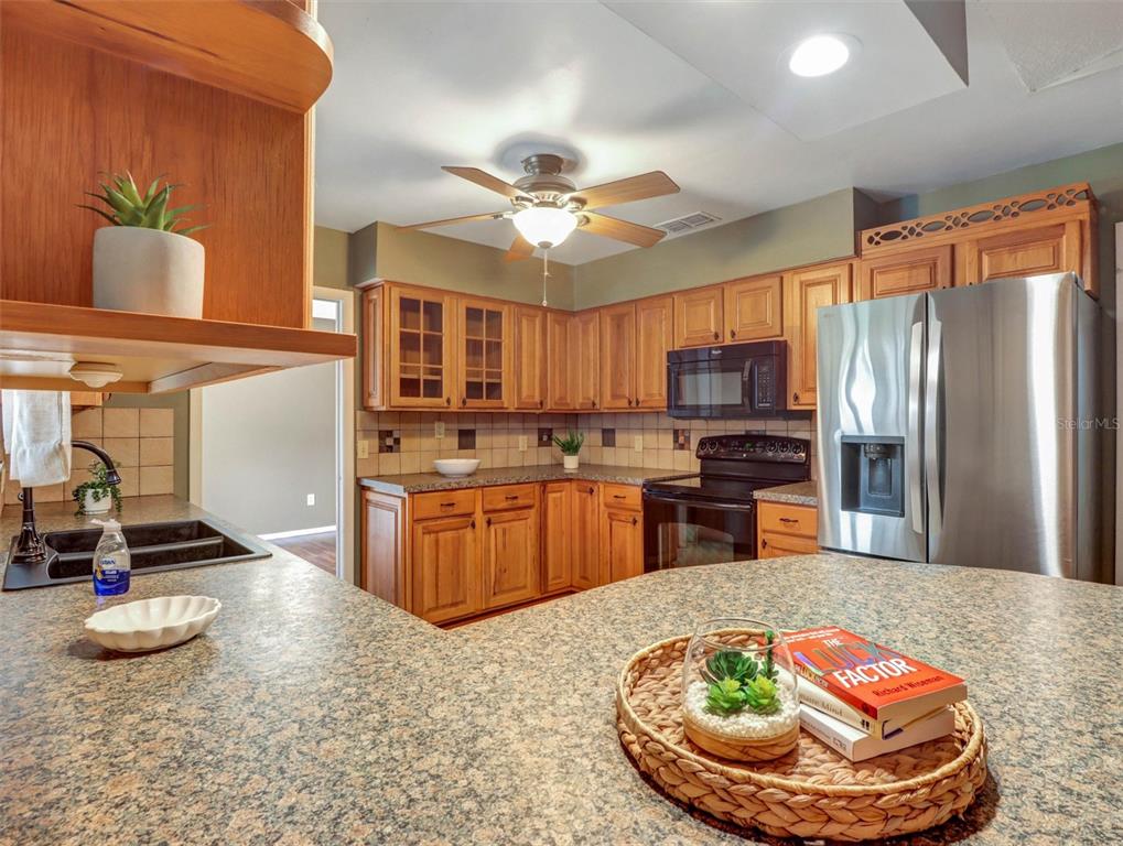 2021 Todd Road Clearwater, FL 33763 - Photo 19 of 59