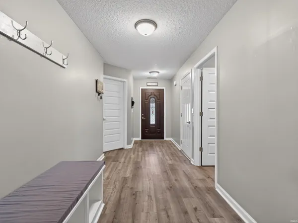$325,000 | 2825 Briar Bush Lane, Fort Wayne, IN 46815