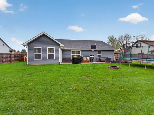 $325,000 | 2825 Briar Bush Lane, Fort Wayne, IN 46815