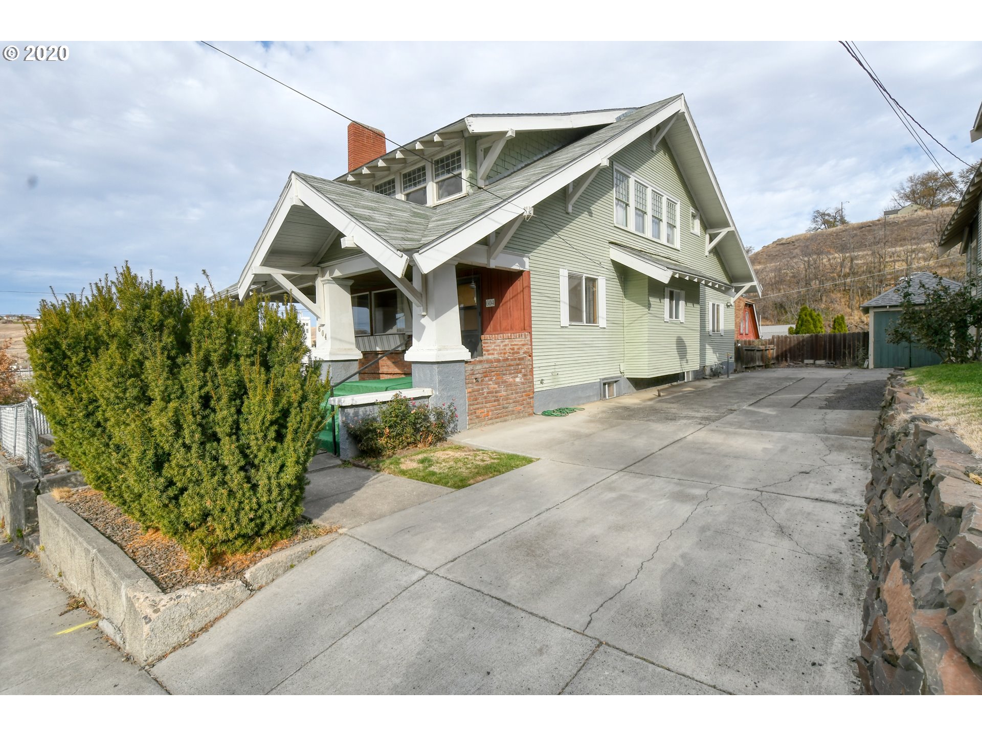 604 Southeast 3rd Street Pendleton, OR 97801 - Photo 1 of 32