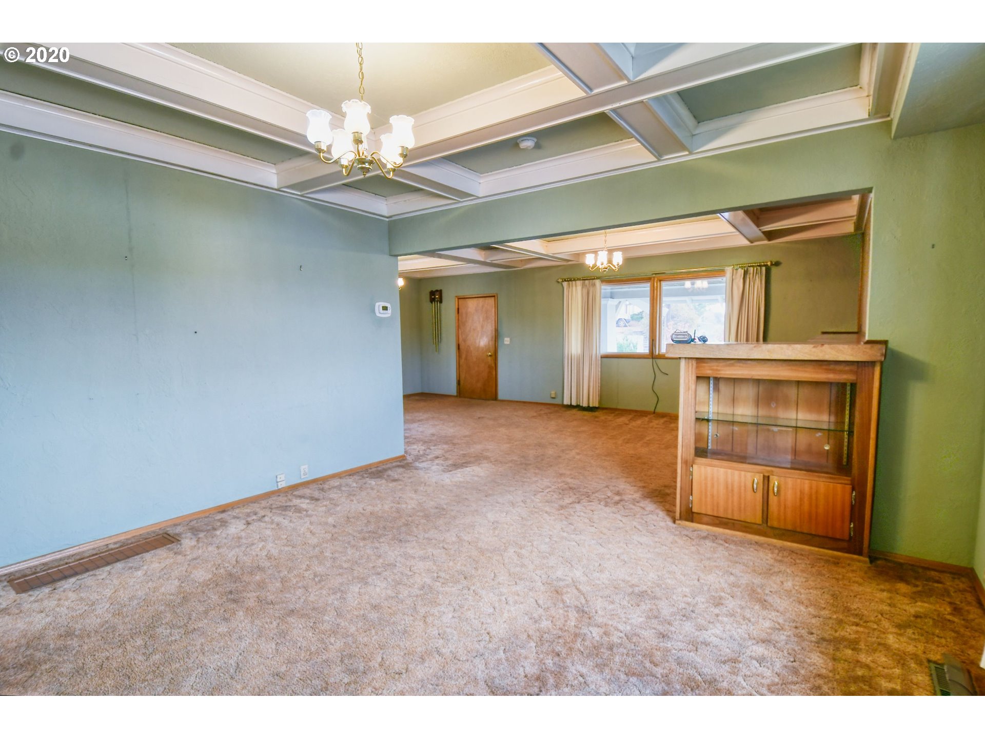 604 Southeast 3rd Street Pendleton, OR 97801 - Photo 8 of 32