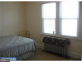 1533 Fayette Avenue Reading, PA 19607 - Photo 8 of 11 Bedroom 2