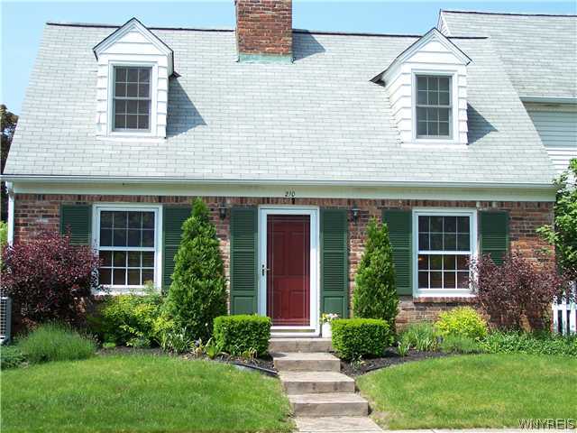 210 Mt Vernon Road Amherst, NY 14226 - Photo 1 of 1 Exterior Front