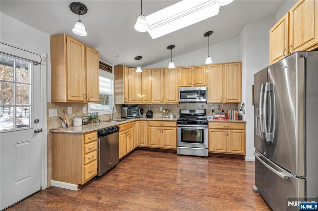 68 Marcia Road Ringwood, NJ 07456 - Photo 8 of 33