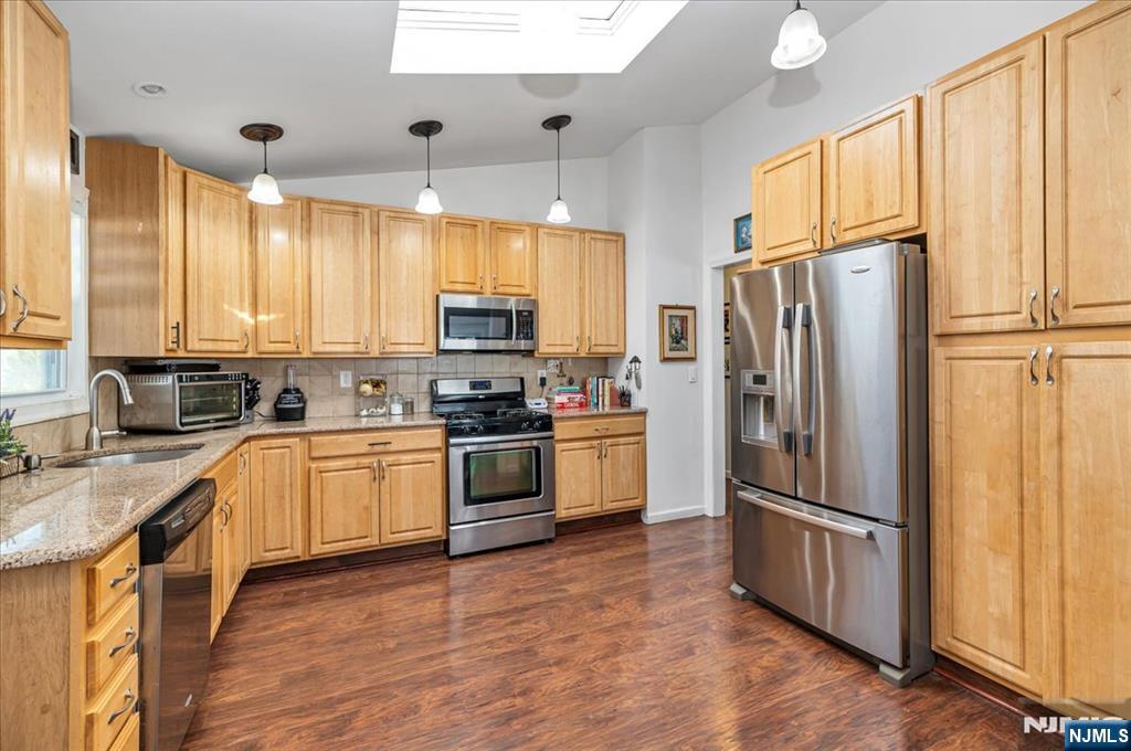 68 Marcia Road Ringwood, NJ 07456 - Photo 9 of 33