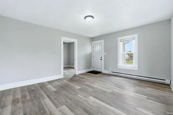 $94,900 | 2021 Carlton Avenue, Fort Wayne, IN 46802