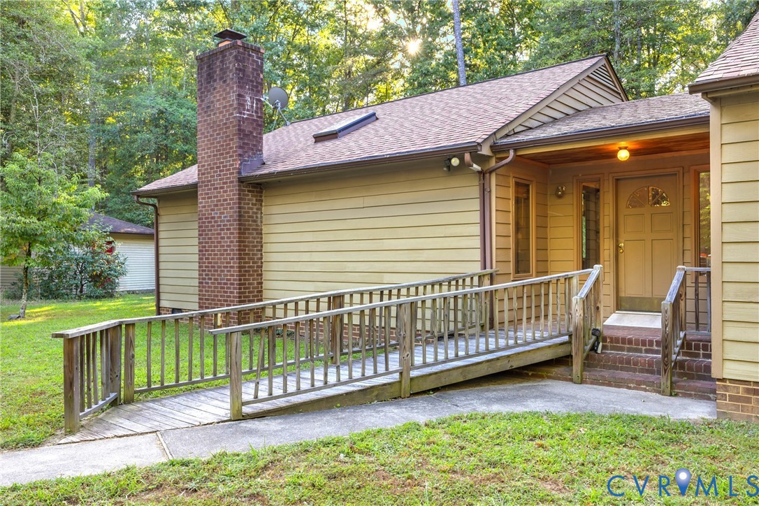 12298 Yowell Road Ashland, VA 23005 - Photo 2 of 50 Gallery Image 2
