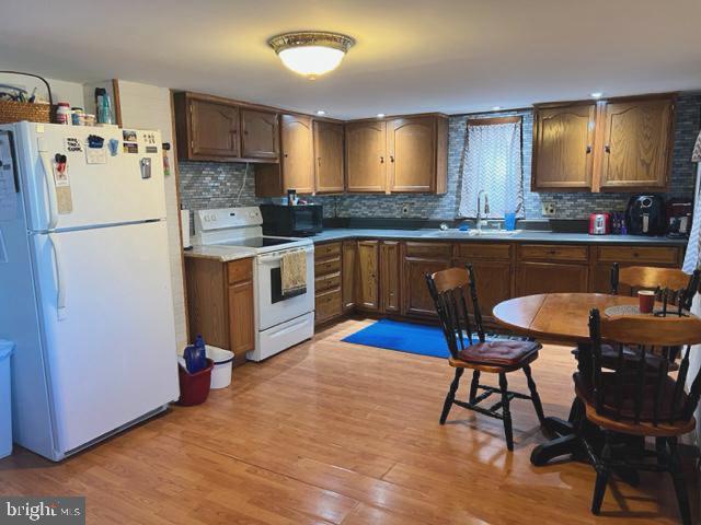1990 Fair Road Summit Station, PA 17972 - Photo 7 of 16 1st floor