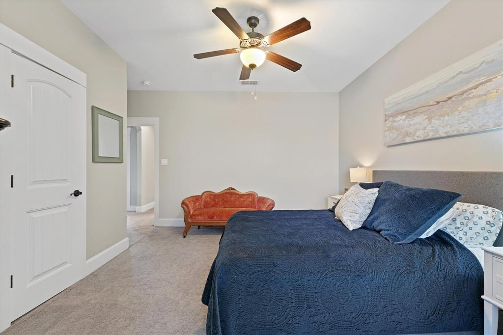 840 Edgefield Road Fort Worth, TX 76107 - Photo 26 of 39