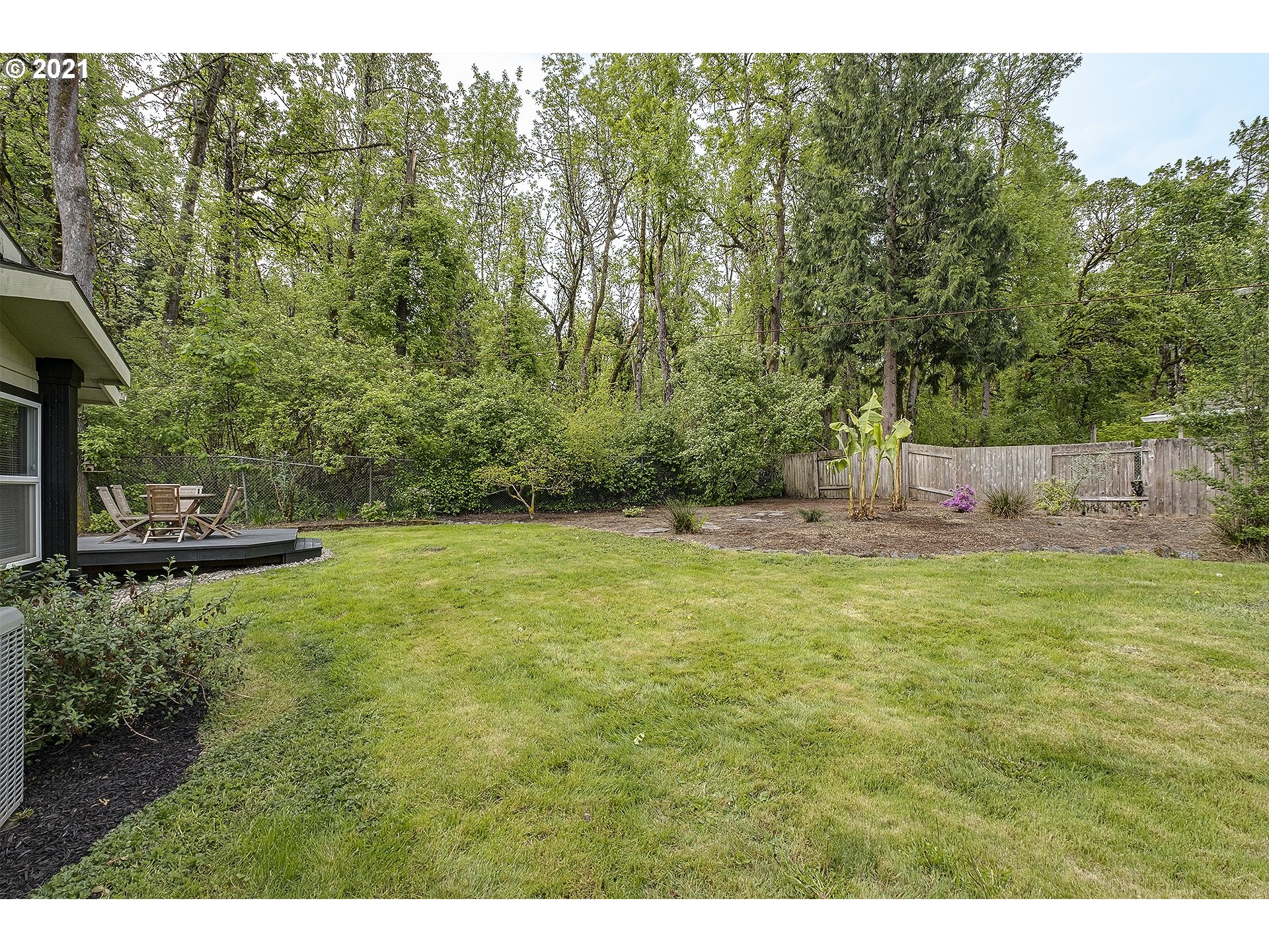 4300 Mapleton Drive West Linn, OR 97068 - Photo 26 of 32 a view of a back yard