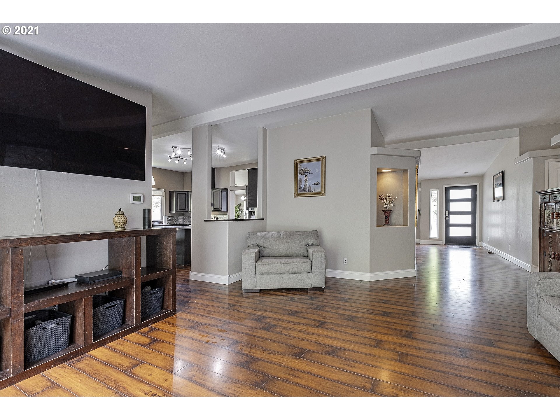 4300 Mapleton Drive West Linn, OR 97068 - Photo 7 of 32 a living room with furniture and a wooden floor