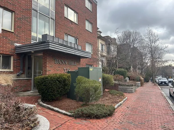 $595,000 | 329-1 Harvard Street, Unit 1, Cambridge, MA 02139